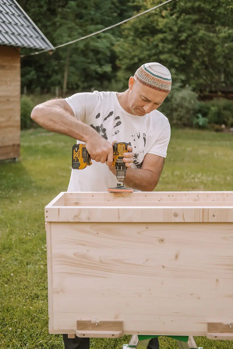 kunvald-apiary-hover